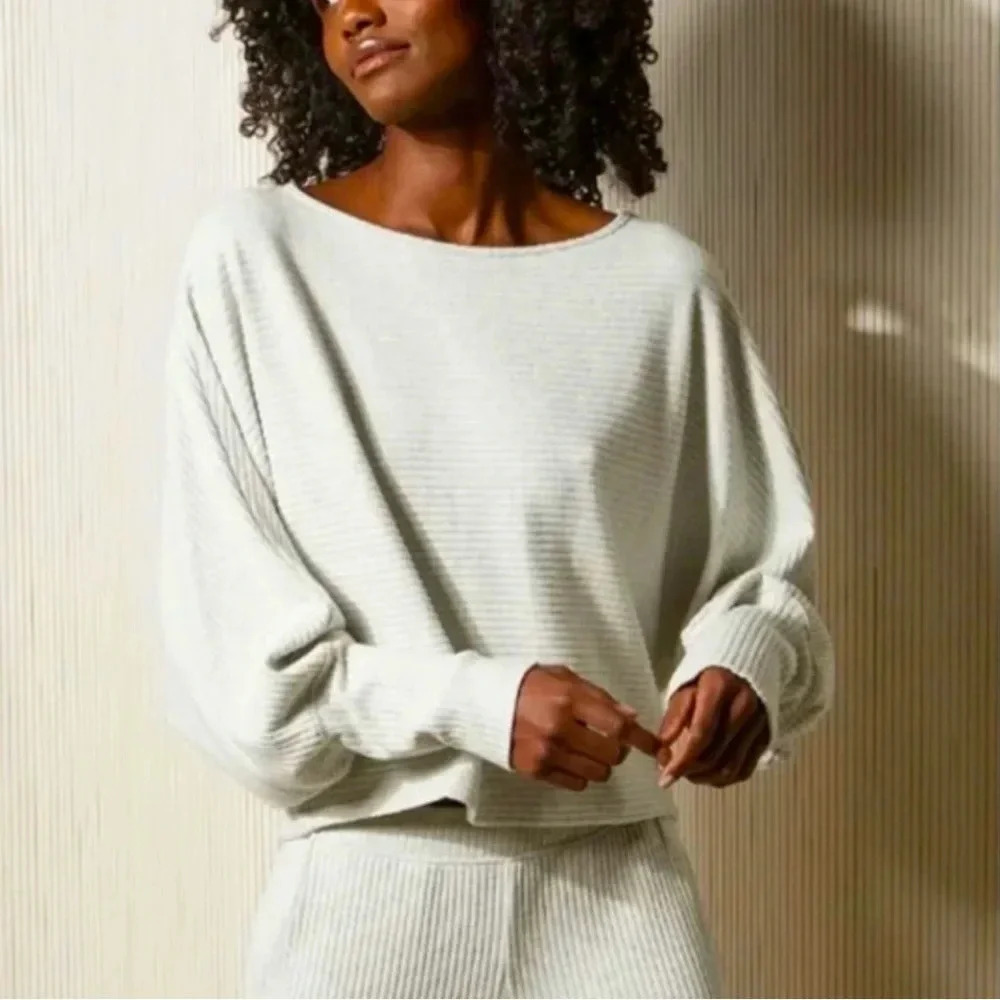 NWT Velvet Cropped Long Sleeve Top 3X